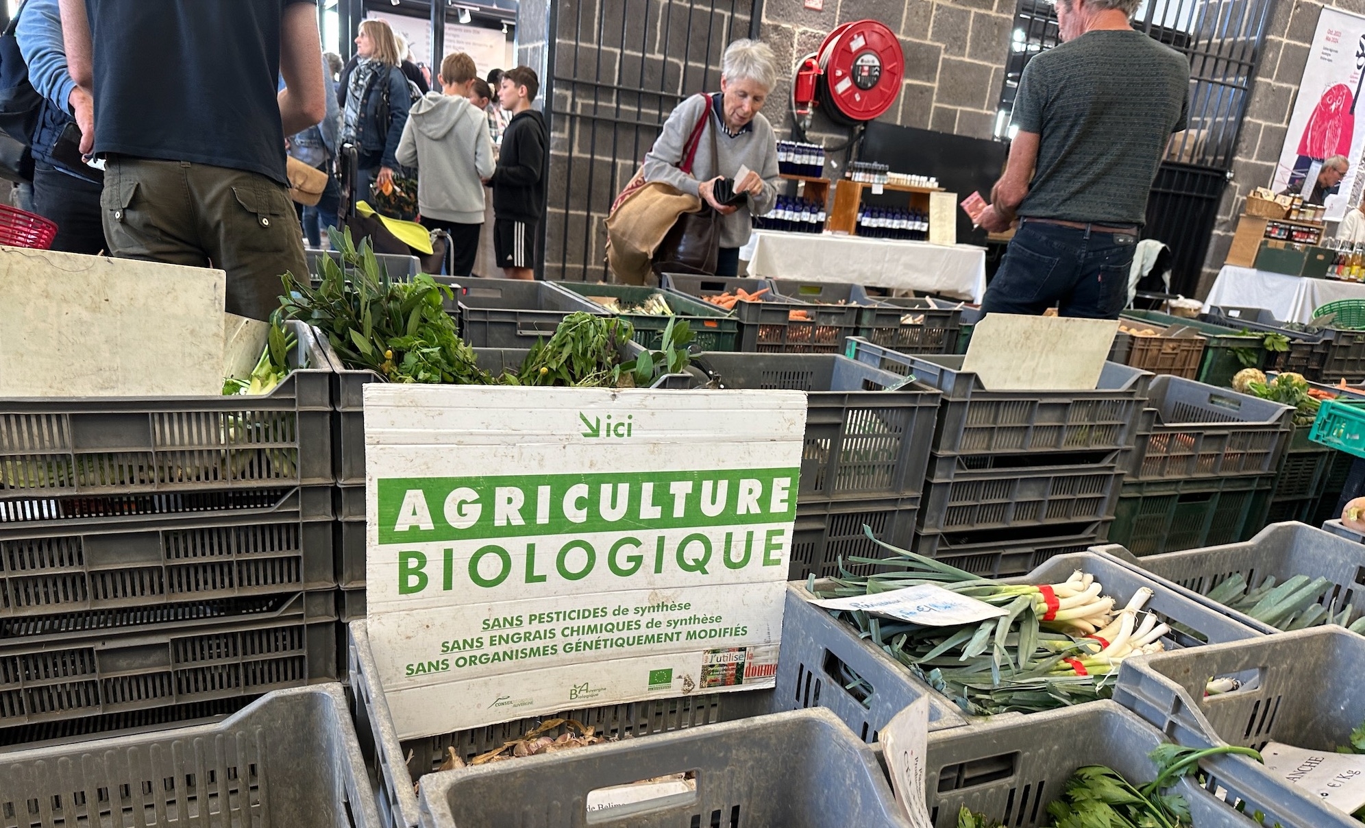 Avec +8,7% de ventes et +5% de fermes la pratiquant, la vente directe est le circuit le plus dynamique (Crédit photo : R. Lecocq)