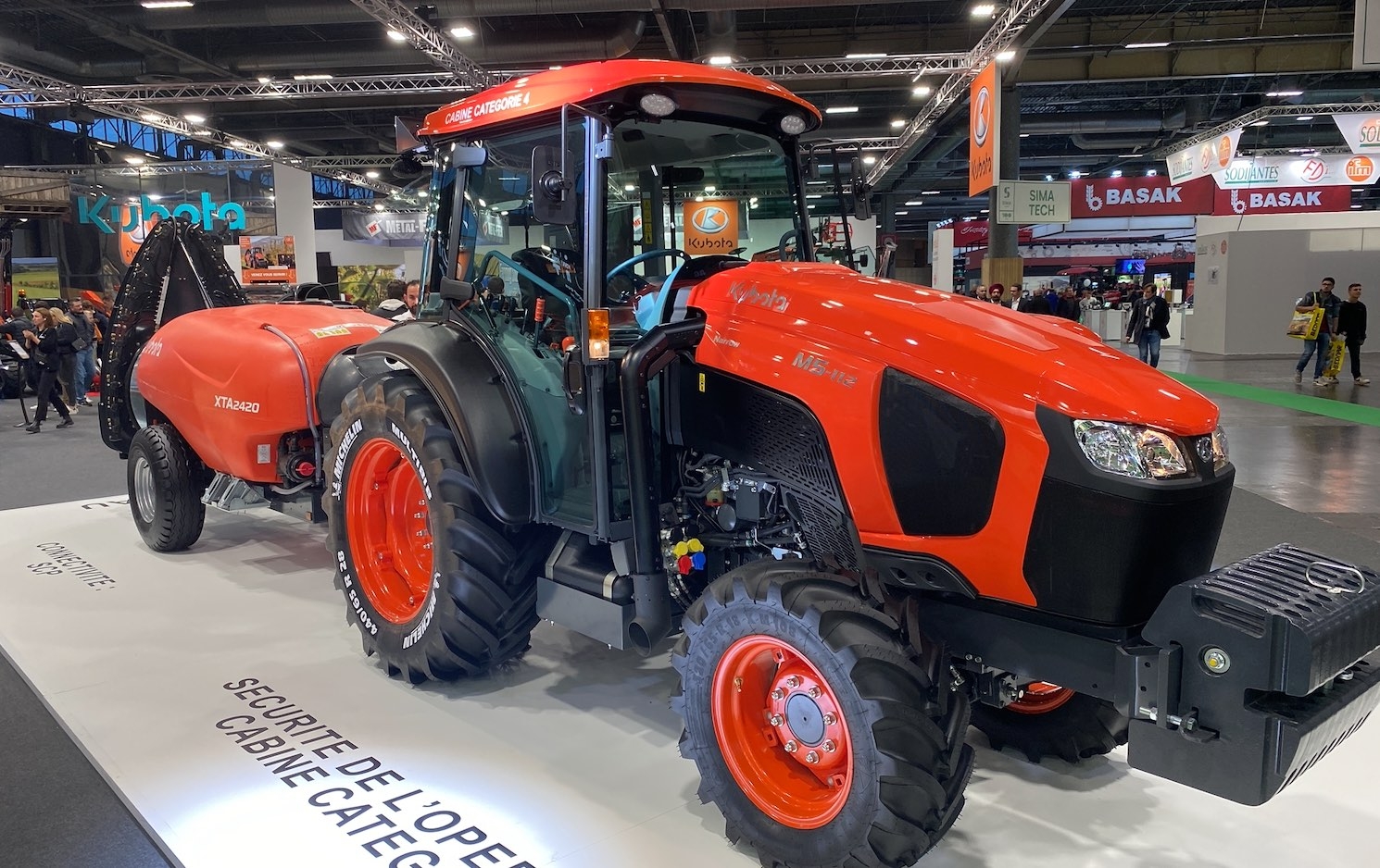 Kubota lance la nouvelle série M5002 Narrow