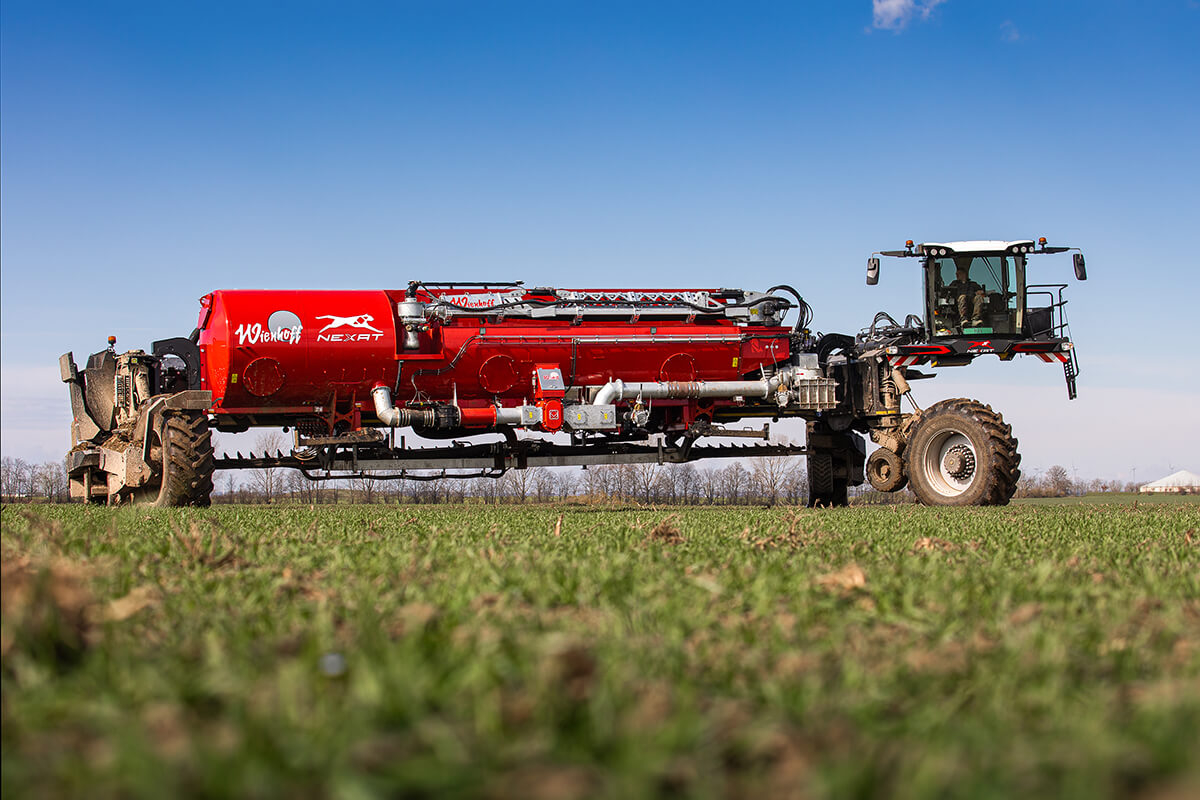 Le Nexat équipé d’une tonne à lisier Wienhoff (Crédit photo : Nexat)