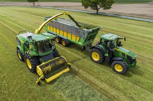 Pick-up série R sans chaine (Crédit photo : Kemper / John Deere)