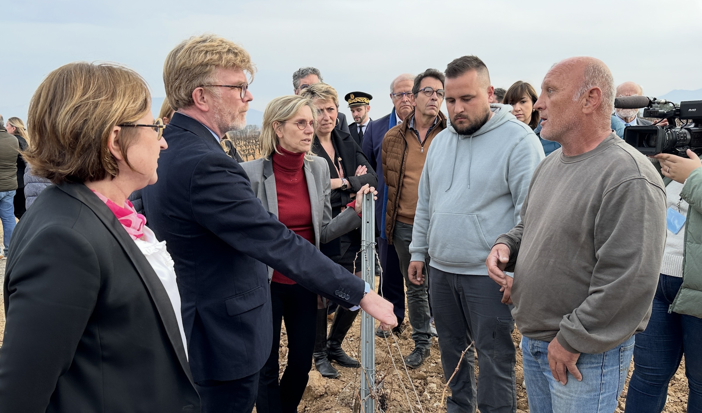 Les ministres Marc Fesneau et Agnès Pannier-Runacher en visite à Terrats le 15 février 2024
