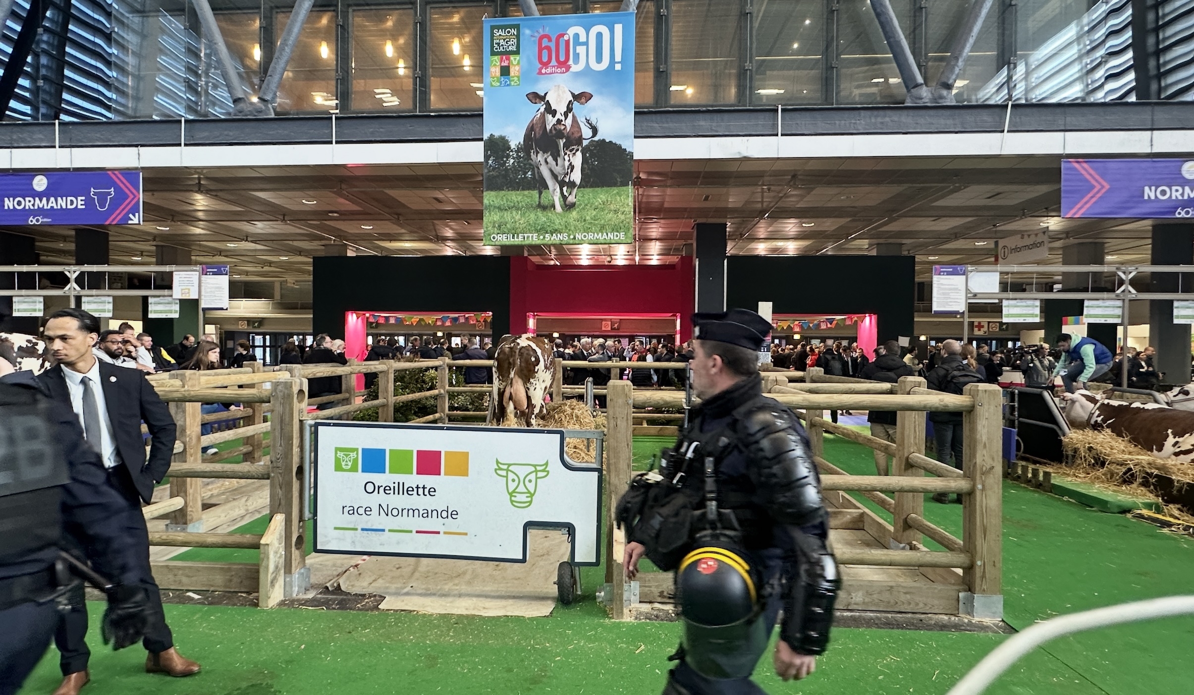 En février dernier, Oreillette avait assisté à une inauguration mouvementée du Salon de l’agriculture