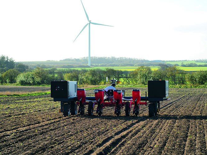 Les véhicules autonomes, dont les robots agricoles, poussent les besoins de connectivité dans leurs derniers retranchements, en termes de poids des données, de réactivité et de fiabilité (Crédit photo : Agrointelli)