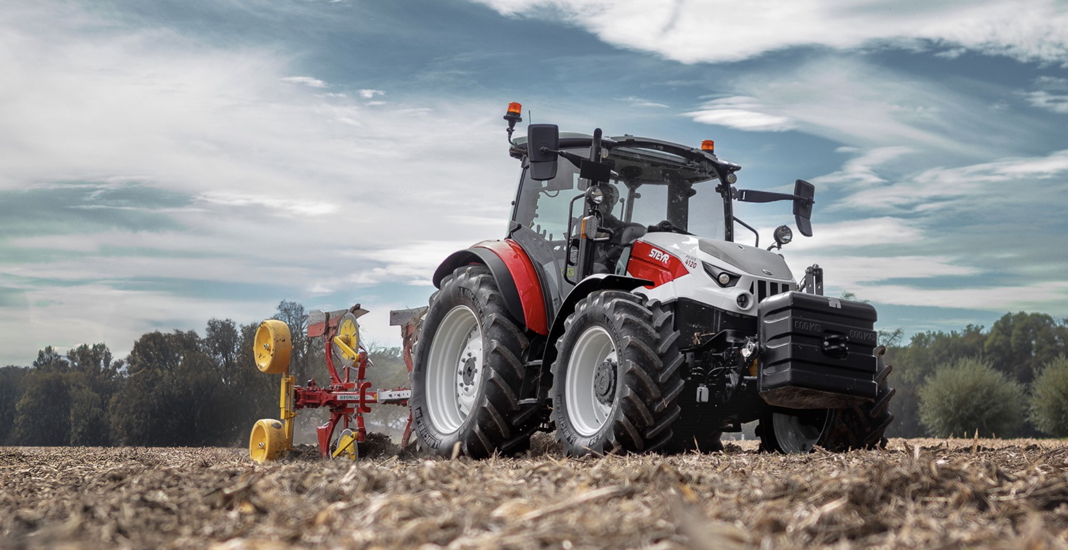 La série Plus peut recevoir de nombreuses spécificités en matière d’agriculture de précision et de connectivité (Crédit photo : Steyr)