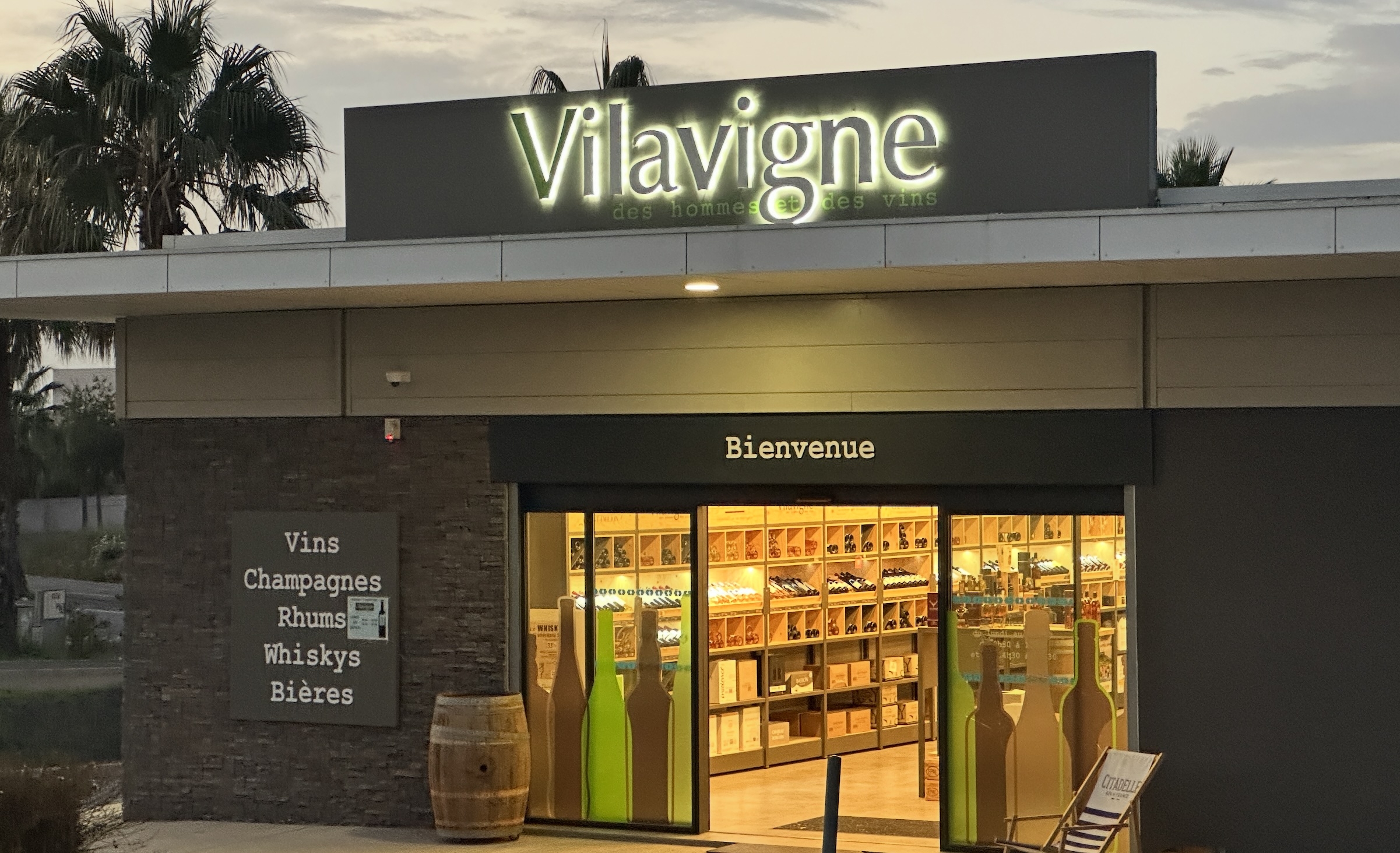 La cave coop s’est faite caviste avec une franchise Vilavigne, qui propose la vente de vins issus de multiples caves coopératives de France