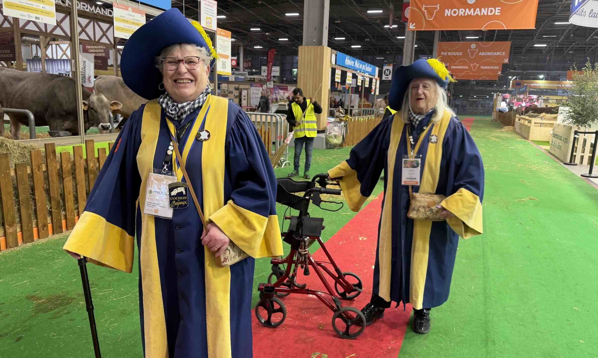 Nicole Levieux (à gauche) et Marie-Chantal Eudine débarquent au Salon de l’agriculture