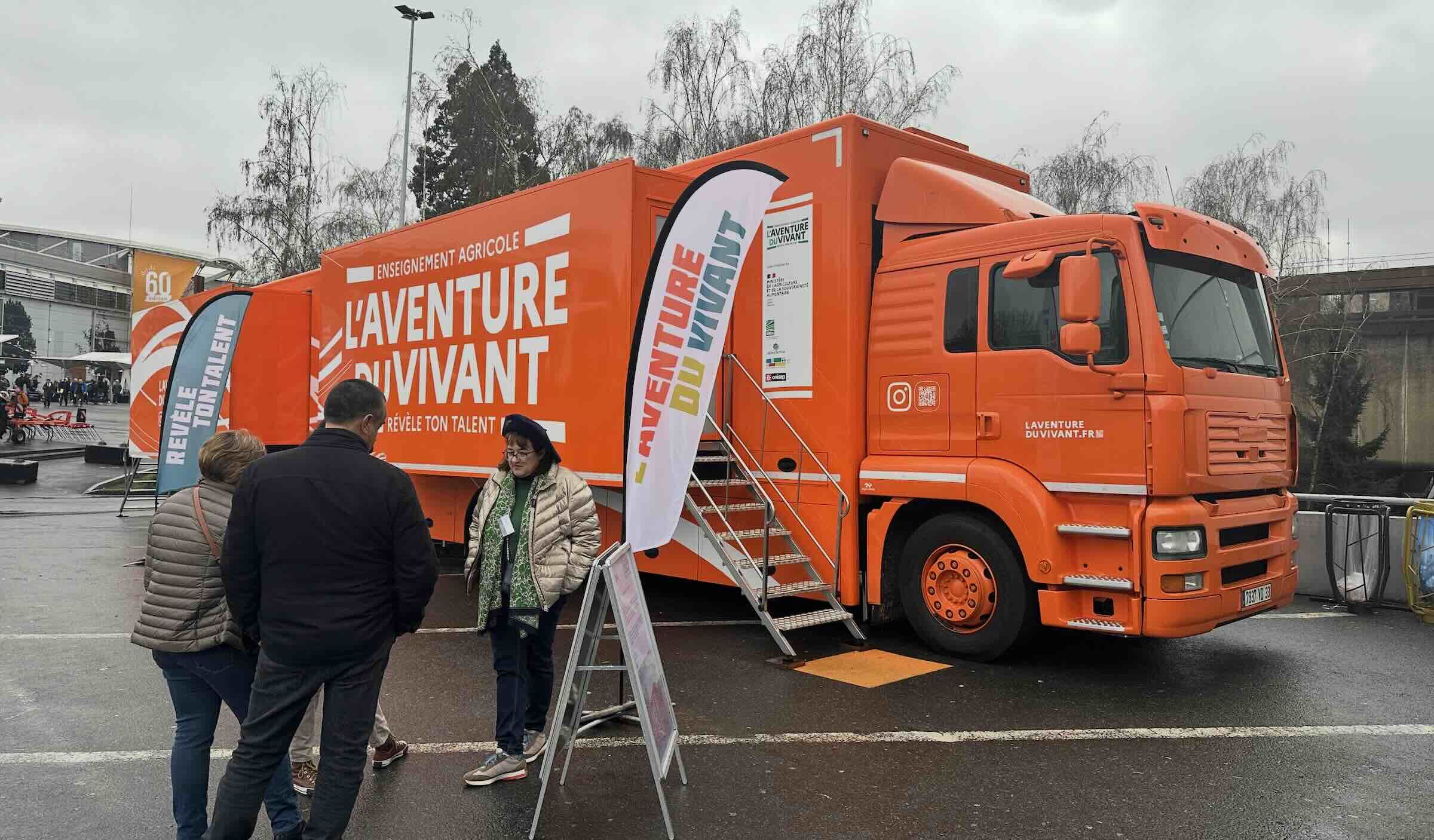 Au cours du premier semestre, 40.000 visiteurs sont montés à bord du camion lors de la trentaine d’étapes balisant le parcours, incluant l’incontournable Salon de l’agriculture à Paris