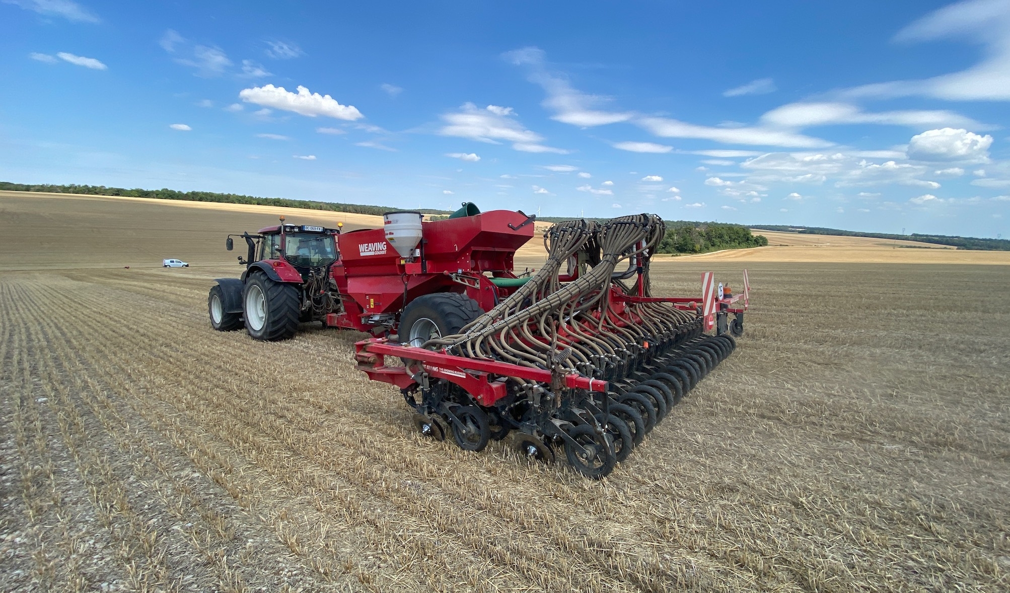 Au-delà d’un seuil d’agrandissement, la loi Sempastous soumet à autorisation administrative préalable tout projet de vente de parts de sociétés agricoles exploitant des terres (Crédit photo : R. Lecocq)