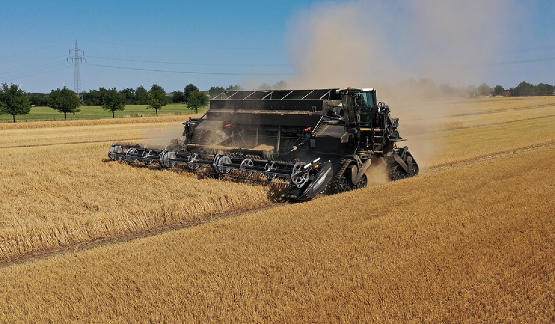 Le Nexat en mode moisson (Crédit photo : Nexat)