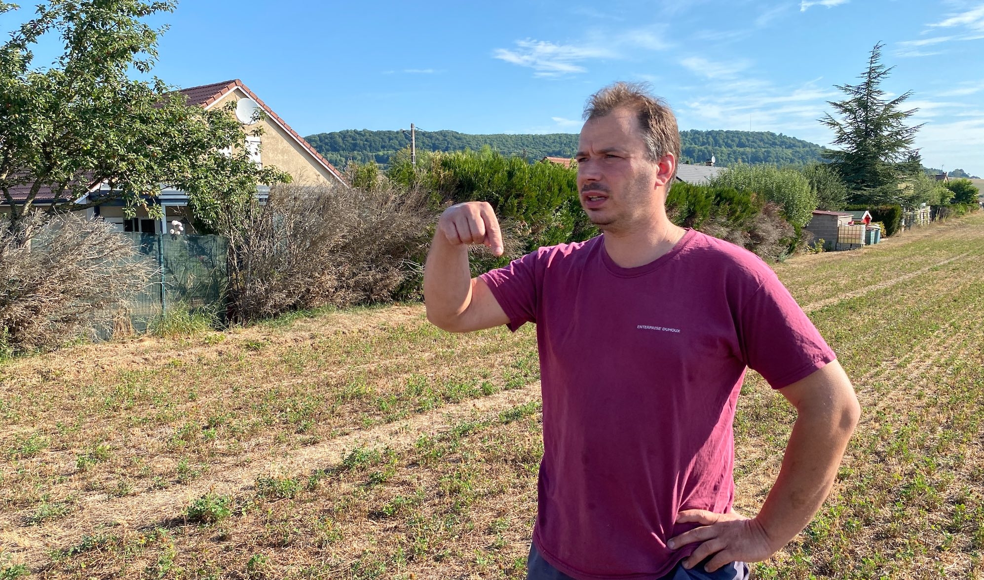 Florent Claudon, éleveur : « Personnellement, j’aimerais me passer du pulvérisateur. Mais pour passer au bio, il faut être "meilleur que bon" »