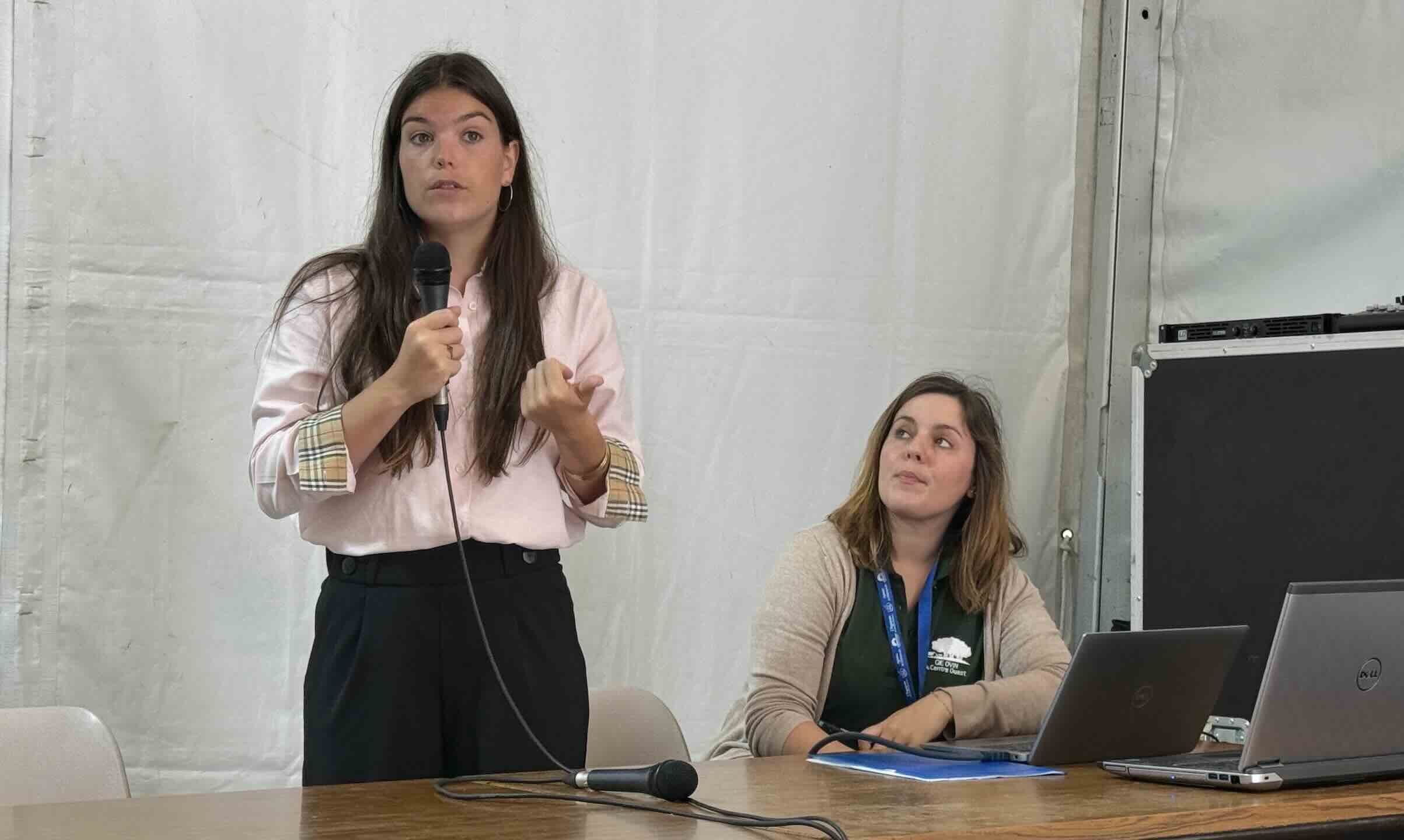 Alix Fournier, ingénieur d’affaires chez Leyton et Audrey Tessereau, directrice du GIE Ovin du Centre Ouest