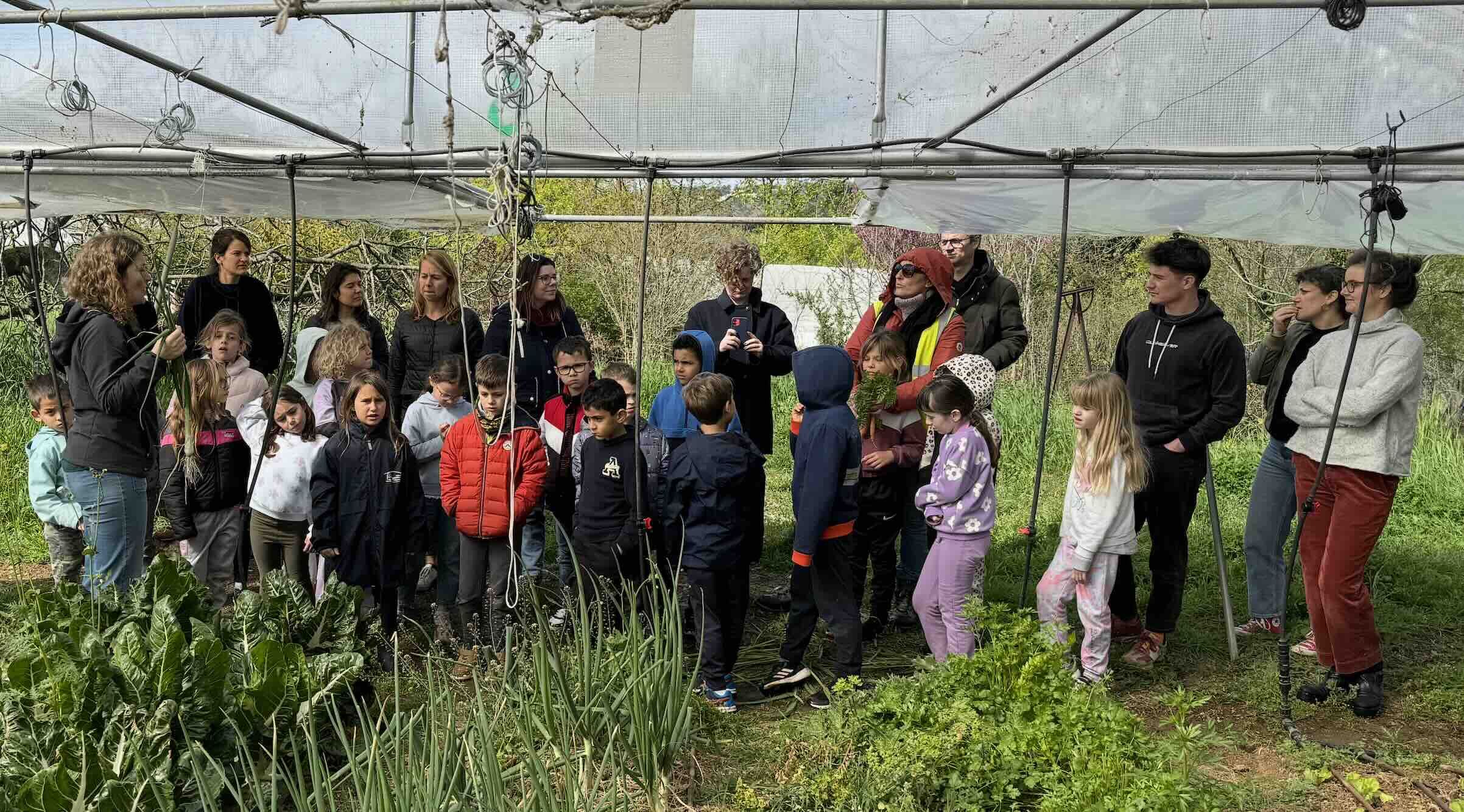 Sous l’égide de Maison d’éducation à l’alimentation durable, la commune réalise un travail de sensibilisation aux enjeux de l’alimentation ciblant tous les publics (Crédit photo : Ville de Mouans-Sartoux)